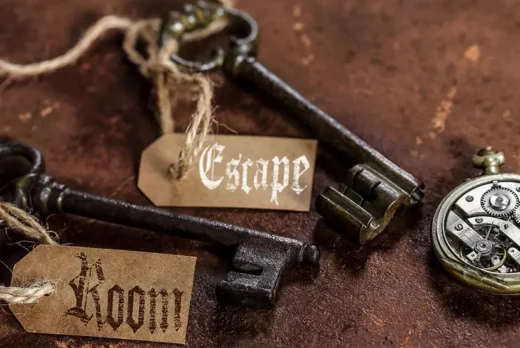 Detalle de una obra de arte misteriosa en el escape room de Sabadell.